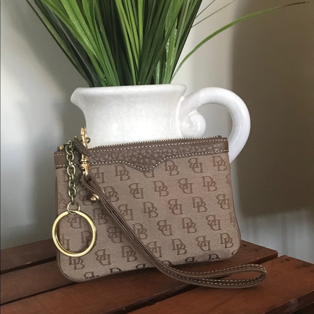 D&B Keychain Wristlet